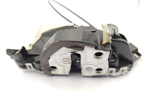 front-right-lock-toyota-yaris-_p9_-2005-2006-2007-2008-2009-2010-2011-2012-2013-2014-23756753 main image