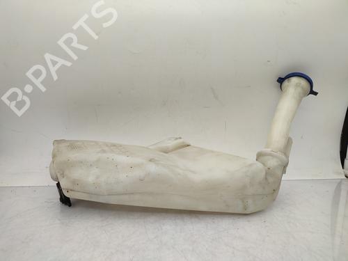Used Windscreen washer tank PEUGEOT 206 Hatchback (2A/C) 1.4 HDi eco 70 (68 hp) 28690461