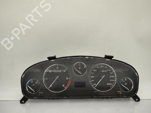 Used Instrument cluster PEUGEOT 406 (8B) 2.2 HDi (133 hp) 23738928