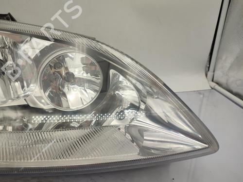 Used Right headlight FORD FOCUS C-MAX (DM2) 1.8 TDCi (115 hp) 23704984