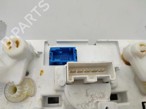 climate-control-fiat-grande-punto-199_-2005-23676520 main image