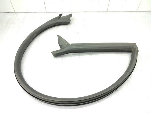rubber-door-seal-audi-a5-8t3-2007-2008-2009-2010-2011-2012-2013-2014-2015-2016-2017-23739908 main image