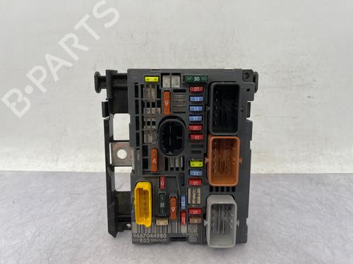 Fuse box CITROËN C5 III (RD_) 2.0 HDi 165 (RDRHHA, RDRHH8) | BP39538988E1 - Image 2