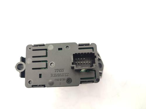 Used Switch Switch RENAULT SCÉNIC III (JZ0/1_) 1.5 dCi (110 hp) 23741856 23741856