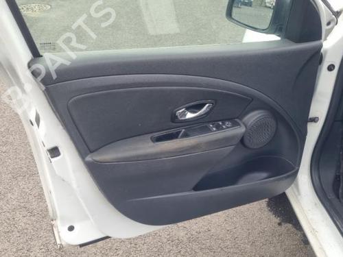 Electronic module RENAULT MEGANE III Hatchback (BZ0/1_, B3_) 1.5 dCi (BZ09, BZ0D, BZ1W, BZ29, BZ14) | BP23704389M83 - Image 43