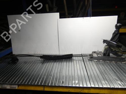 Used Gear lever VW GOLF VI (5K1) 2.0 TDI (140 hp) 23694996