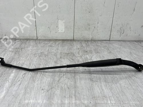 Used Front windshield wiper arm FIAT PANDA (312_, 319_) 1.2 (312PXA1A) (69 hp) 30870471