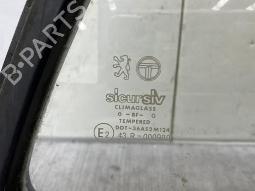 Rear right door window PEUGEOT 205 II (20A/C) 1.8 XDT | BP23680797C21 