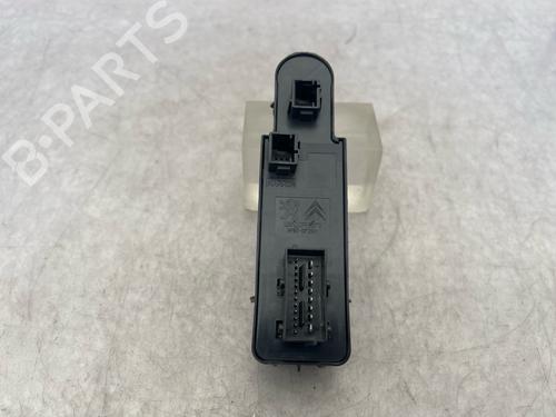 Left front window switch PEUGEOT 2008 I (CU_) 1.2 THP 110 / PureTech 110 | BP39903666I27 - Image 2