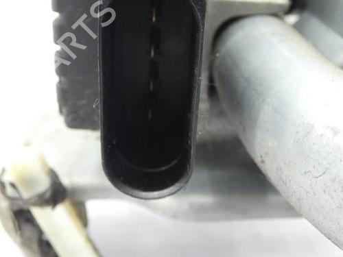 Used Front wiper motor AUDI A4 B7 (8EC) 2.0 TDI 16V (140 hp) 23700732