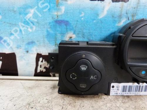 climate-control-renault-megane-ii-saloon-lm01_-2003-23685983 main image