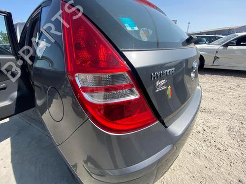 Fanale posteriore sinistro Fanale posteriore sinistro HYUNDAI i30 (FD) 1.6 CRDi (90 hp) 37636840 37636840