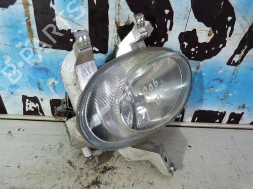 Used Right front fog light Right front fog light PEUGEOT 206 Hatchback (2A/C) 1.4 i (75 hp) 23668286 23668286