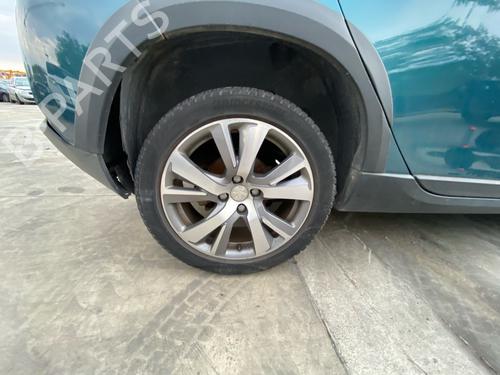 flgst-peugeot-2008-i-cu_-2013-37993232 main image