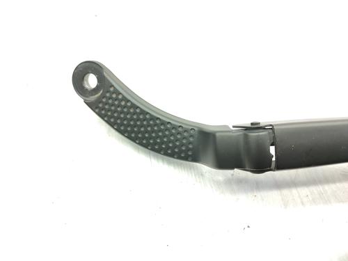 Front windshield wiper arm RENAULT CLIO IV Grandtour (KH_) 0.9 TCe 90 | BP23760756C143 