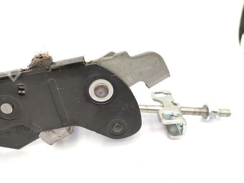 hand-brake-peugeot-206-2l_-2m_-2009-2010-2011-2012-2013-23739251 main image