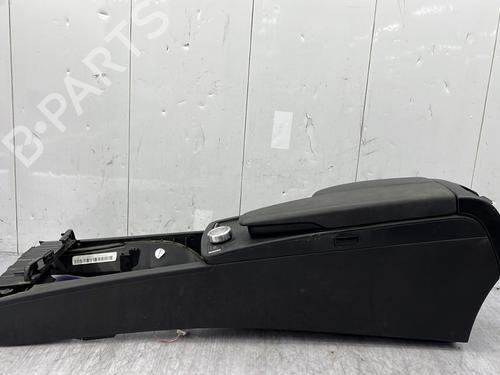 Używane Konsola środkowa MERCEDES-BENZ C-CLASS T-Model (S204) C 220 CDI (204.202) (170 hp) 30910292