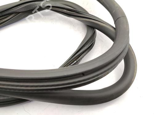 Used Rubber door seal Rubber door seal PEUGEOT 308 II (LB_, LP_, LW_, LH_, L3_) 2.0 GT BlueHDi 180 (177 hp) 23730477 23730477