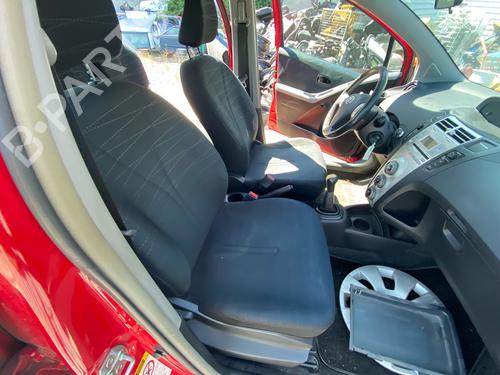 Dashboard TOYOTA YARIS (_P9_) 1.4 D-4D (NLP90_, NLP90R) | BP37644888C46 - Image 72