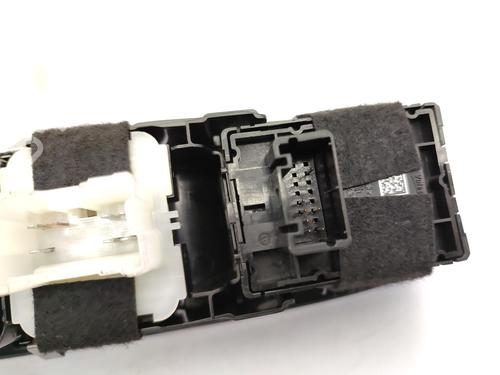 Left front window switch DACIA SANDERO III 1.0 SCe 65 | BP23729559I27 