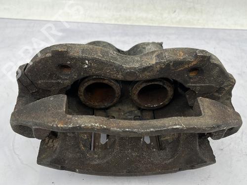 Used Right front brake caliper Right front brake caliper RENAULT MASTER II Van (FD) 2.5 D (FD0A, FD0E, FD2E, FD3E) (80 hp) 29040469 29040469