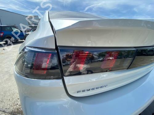 Used Left taillight Left taillight 39461951 39461951