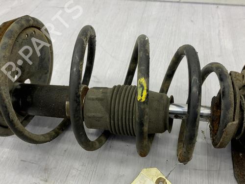 Used Right front shock absorber Right front shock absorber FIAT PUNTO (188_) 1.2 60 (188.030, .050, .130, .150, .230, .250) (60 hp) 23673773 23673773