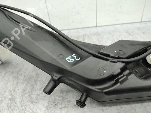 Windscreen washer tank PEUGEOT 308 II (LB_, LP_, LW_, LH_, L3_) 1.6 BlueHDi 120 | BP23713285C113