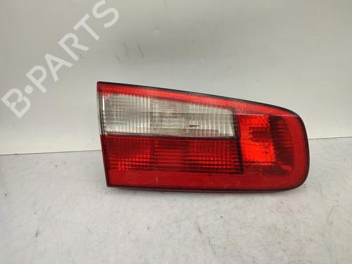Used Left tailgate light RENAULT LAGUNA II (BG0/1_) 1.9 dCi (107 hp) 26011723