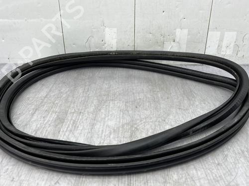 Rubber door seal PEUGEOT 3008 II SUV (MC_, MR_, MJ_, M4_) 1.6 BlueHDi 120 | BP25157167C142