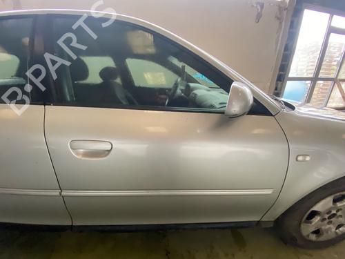 Used Right front door Right front door 38627338 38627338