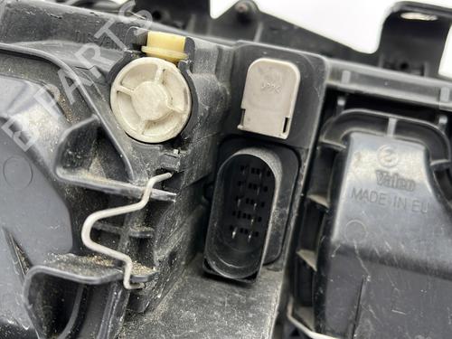 Left headlight AUDI A4 B6 Avant (8E5) 2.5 TDI | BP26743659C28 