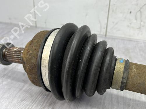 Used Right front driveshaft Right front driveshaft PEUGEOT 207 (WA_, WC_) 1.6 HDi (90 hp) 31981764 31981764