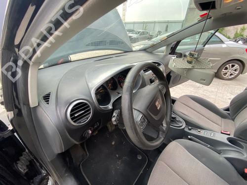Dashboard SEAT LEON (1P1) | BP37419033C46 - Image 2