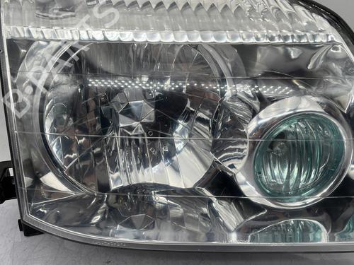 Right headlight NISSAN X-TRAIL I (T30)  | BP26738445C29 