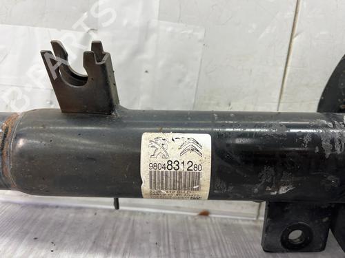 Used Right front shock absorber Right front shock absorber PEUGEOT 208 I (CA_, CC_) 1.2 PureTech 82 (82 hp) 36440001 36440001