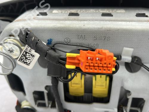 Driver airbag VW PHAETON (3D1, 3D2, 3D3, 3D4, 3D6, 3D7, 3D8, 3D9) 3.0 V6 TDI 4motion | BP30696268C9 