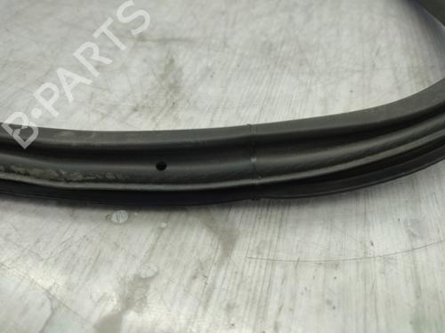 Rubber door seal PEUGEOT 308 II (LB_, LP_, LW_, LH_, L3_) 1.5 BlueHDi 130 | BP25820269C142 