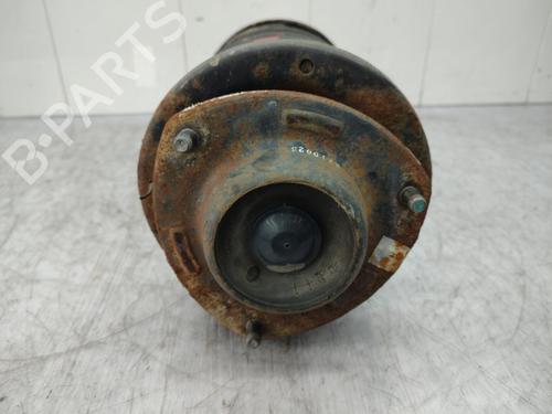 Used Right front shock absorber HYUNDAI SANTA FÉ I (SM) 2.0 CRDi 4x4 (113 hp) 23688424