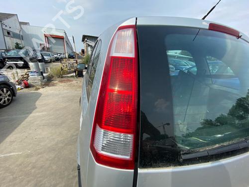 Used Left taillight Left taillight 38425732 38425732