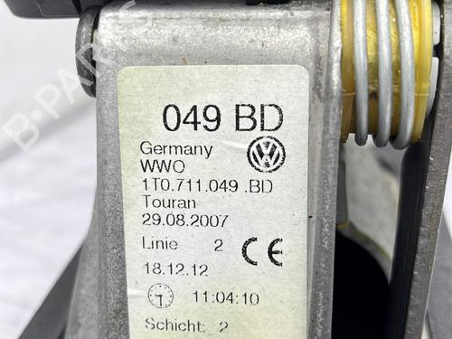Gear lever VW TOURAN (1T3) 1.6 TDI | BP23760118M90 