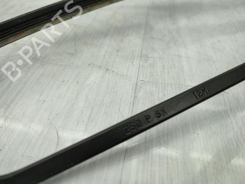 Used Front windshield wiper arm PEUGEOT BOXER Van 2.2 HDi 130 (131 hp) 23710800