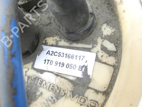 Fuel pump VW TOURAN (1T1, 1T2) 2.0 TDI 16V | BP23664229M76 