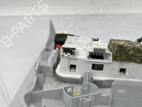 Interior roof light PEUGEOT 3008 II SUV (MC_, MR_, MJ_, M4_) 1.6 BlueHDi 120 | BP25152708I8