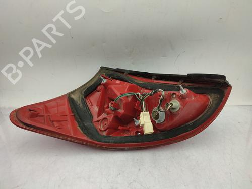 Right taillight TOYOTA RAV 4 III (_A3_) 2.2 D 4WD (ALA30_, ALA30R) | BP29372534C35 