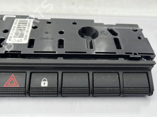 Warning switch RENAULT CLIO V (B7_) 1.0 TCe 90 (B7MT) | BP24646319I22 - Image 3