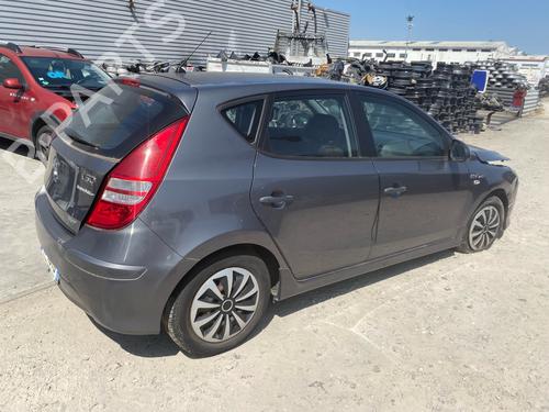 Rear parcel shelf HYUNDAI i30 (FD) 1.6 CRDi | BP37636848C85  - Image 70