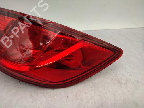 right-taillight-renault-clio-iv-bh_-2012-2013-2014-2015-2016-2017-2018-2019-2020-2021-27249917 main image