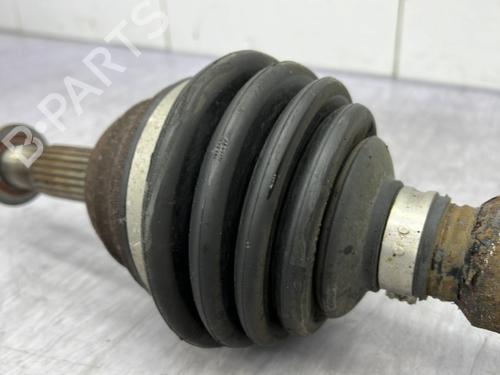 Used Right front driveshaft Right front driveshaft VW POLO (6N2) 1.4 (60 hp) 23757358 23757358