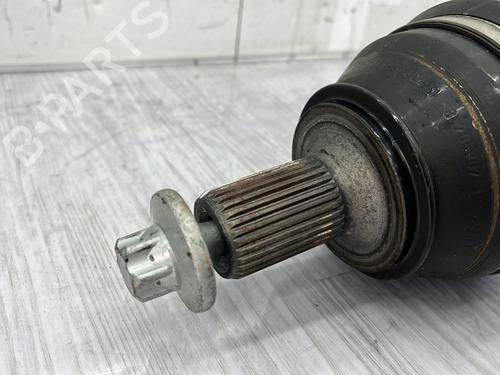 Used Right front driveshaft Right front driveshaft MERCEDES-BENZ A-CLASS (W177) A 200 (177.087) (163 hp) 28798714 28798714